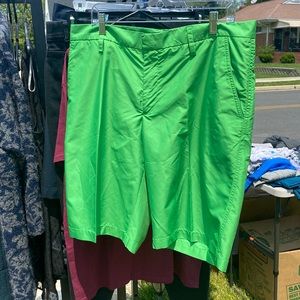 Men’s Green shorts size 40